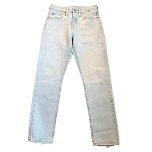 Levi’s 501 Short Skinny Factory Distressed Light Blue 27x28 Like New